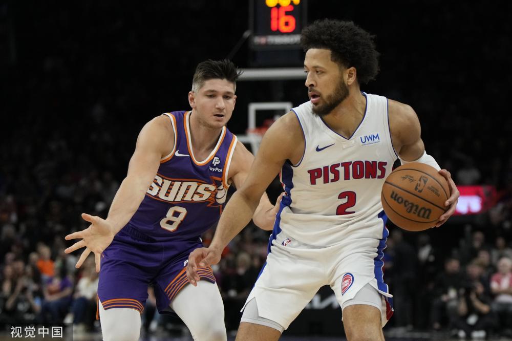 她们通过不 她们通过不