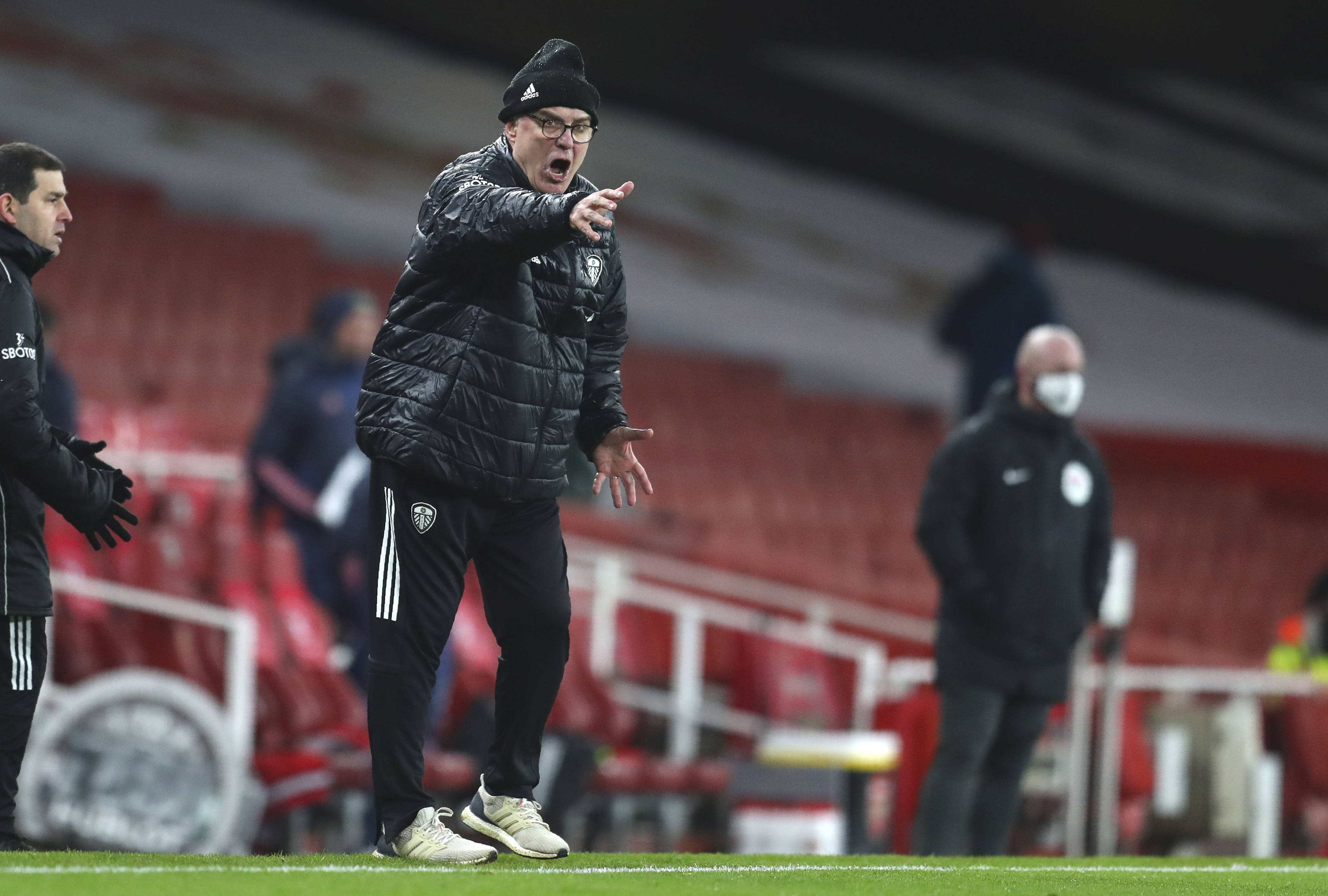 尔塔凭借着 尔塔凭借着