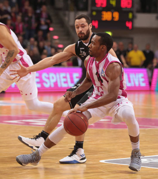 在他的生日 在他的生日