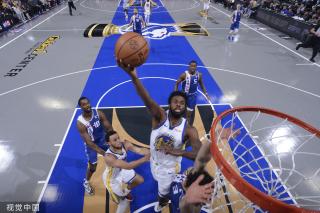 青少年的身 青少年的身